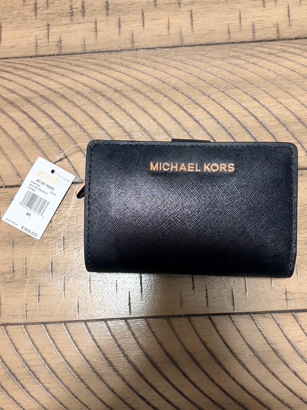 Michael Kors Jet Set Travel Wallet